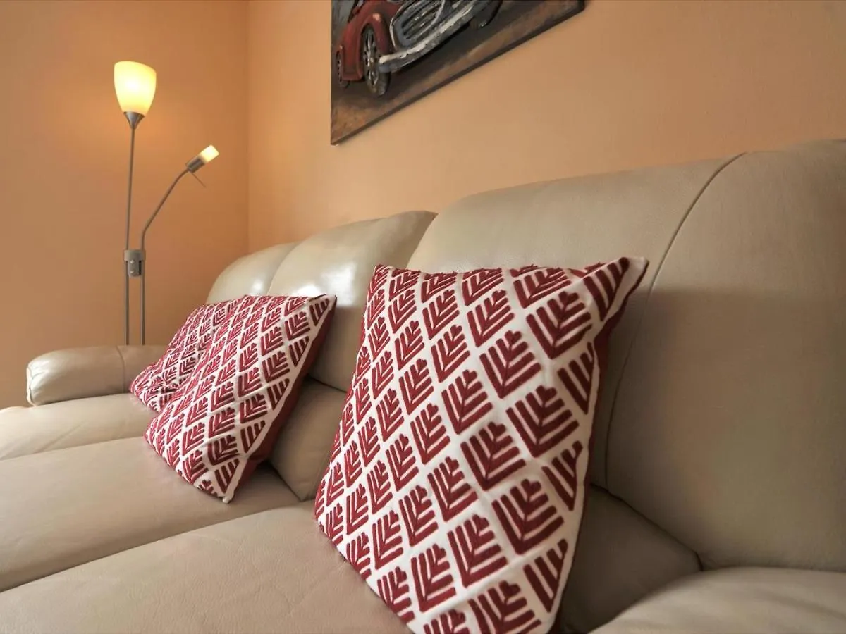 Nyaraló Gerkens, Bonita Casa De Tres Dormitorios Con Piscina Comunitaria En Escala L' Escala